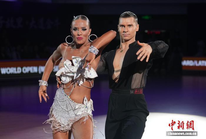 拉丁舞世界, lpvgA, 公开赛